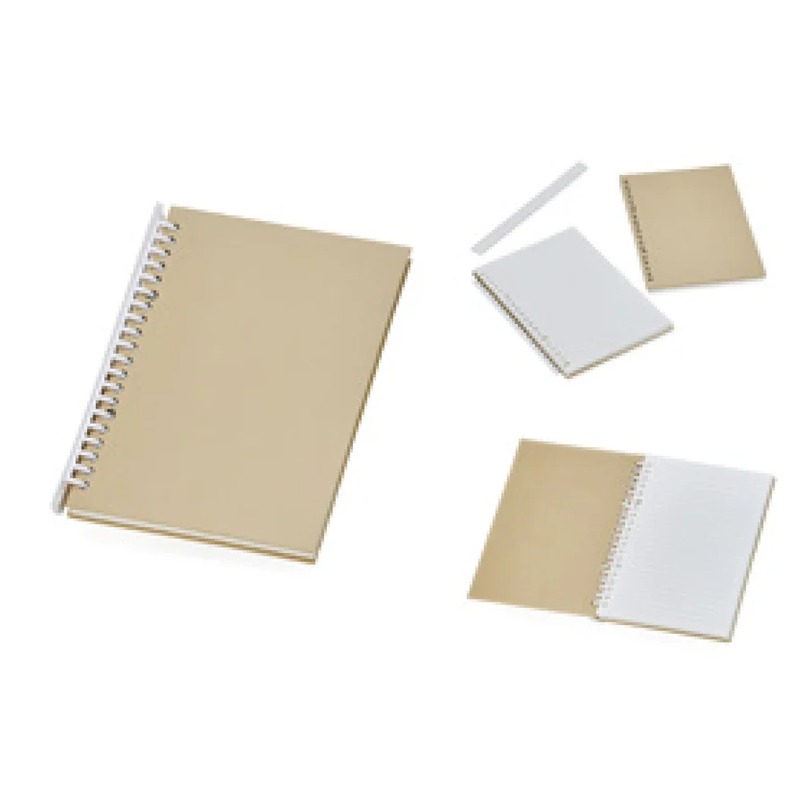 Caderno A5 Kraft personalizado 05060-IA em fundo branco